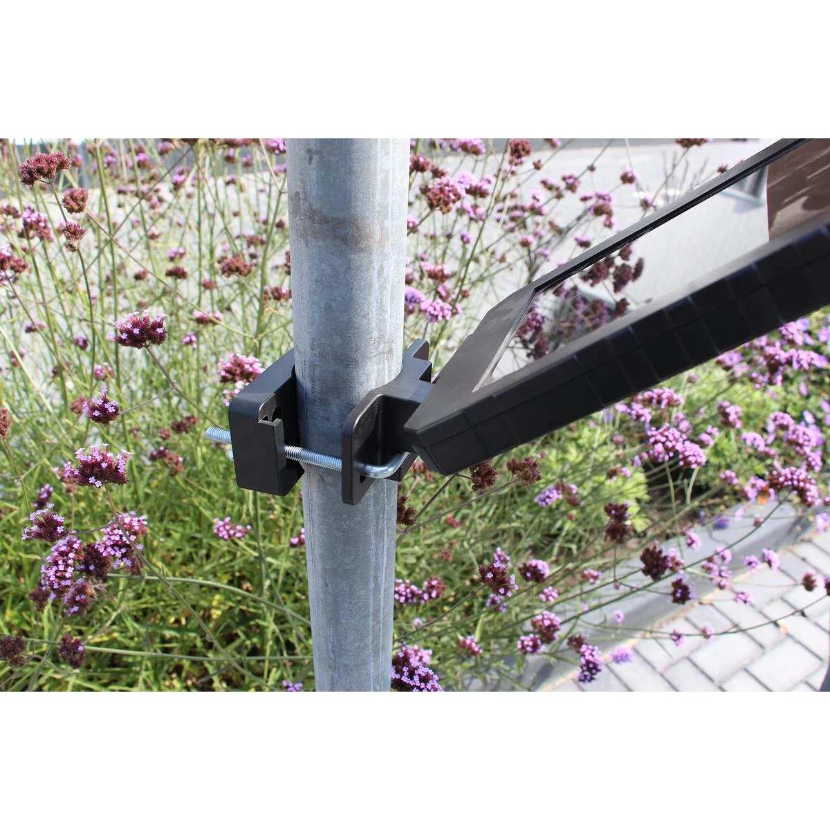 Luxform Concordia PIR Wandlamp - 1000LM - Solar 11 Luxform Concordia PIR Wandlamp - 1000LM - Solar - Afbeelding 9